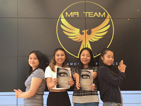 high school girls at MI9 Team Workshop